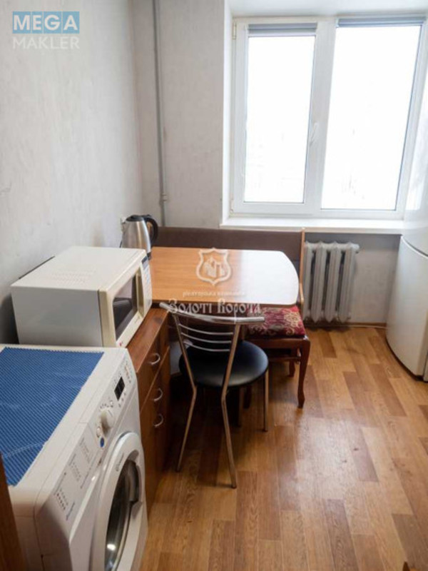 Продаж 3 кімнатної квартири (48,9/32/6,4), 1 пов. 5 пов. будинку, <a class="location-link" href="/kiev/" title="Недвижимость Київ">Київ</a>, <a class="location-link" href="/kiev/dneprovskij/" title="Недвижимость Дніпровський район">Дніпровський р-н</a>, Соборності просп., 1а (изображение 6)