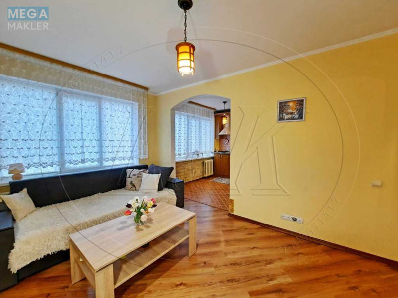 Продаж 3 кімнатної квартири (69/44/8), 12 пов. 12 пов. будинку, <a class="location-link" href="/kiev/" title="Недвижимость Київ">Київ</a>, <a class="location-link" href="/kiev/svyatoshinskij/" title="Недвижимость Святошинський район">Святошинський р-н</a>, Генерала Наумова вул., 31а (изображение 2)