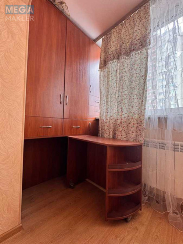 Оренда 2 кімнатної квартири, <a class="location-link" href="/kiev/" title="Недвижимость Київ">Київ</a>, <a class="location-link" href="/kiev/darnickij/" title="Недвижимость Дарницький район">Дарницький р-н</a>, Княжий Затон вул., 7 (изображение 10)