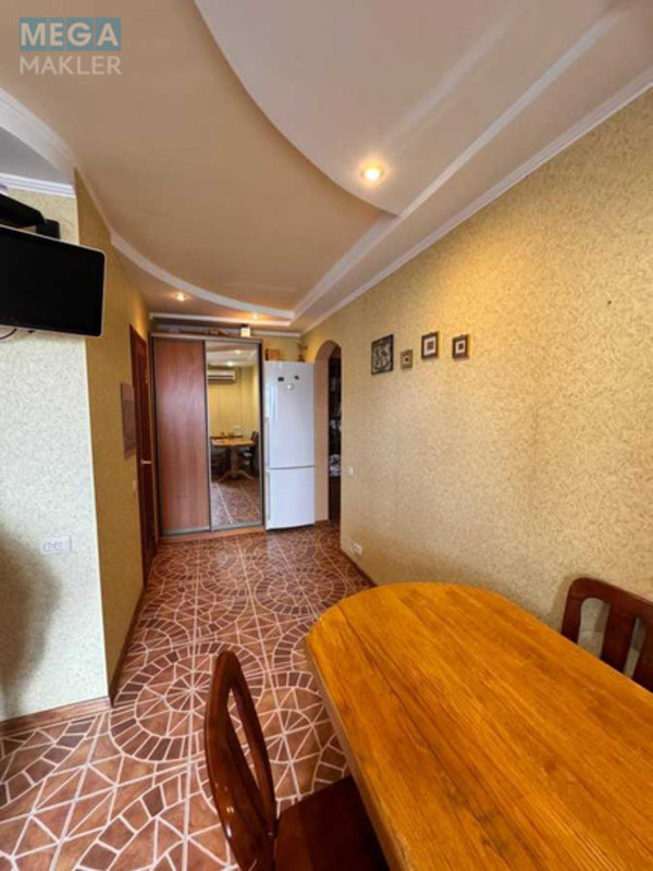 Оренда 2 кімнатної квартири, <a class="location-link" href="/kiev/" title="Недвижимость Київ">Київ</a>, <a class="location-link" href="/kiev/darnickij/" title="Недвижимость Дарницький район">Дарницький р-н</a>, Княжий Затон вул., 7 (изображение 18)