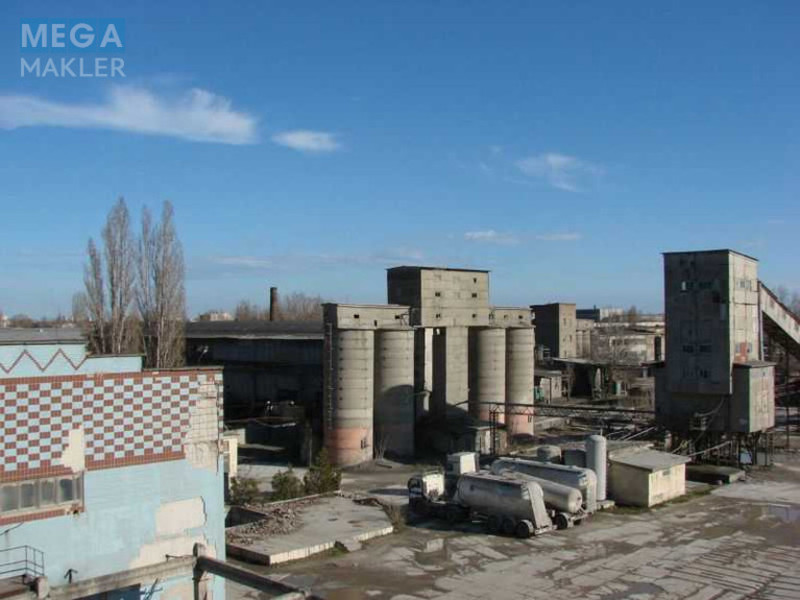 Продаж комплексу будівель та споруд, 21&nbsp;800&nbsp;кв.м, под производство, <a class="location-link" href="/odessa/" title="Недвижимость Одеса">Одеса</a>, <a class="location-link" href="/odessa/malinovskij/" title="Недвижимость Малиновський район">Малиновський р-н</a>, Промислова (изображение 3)