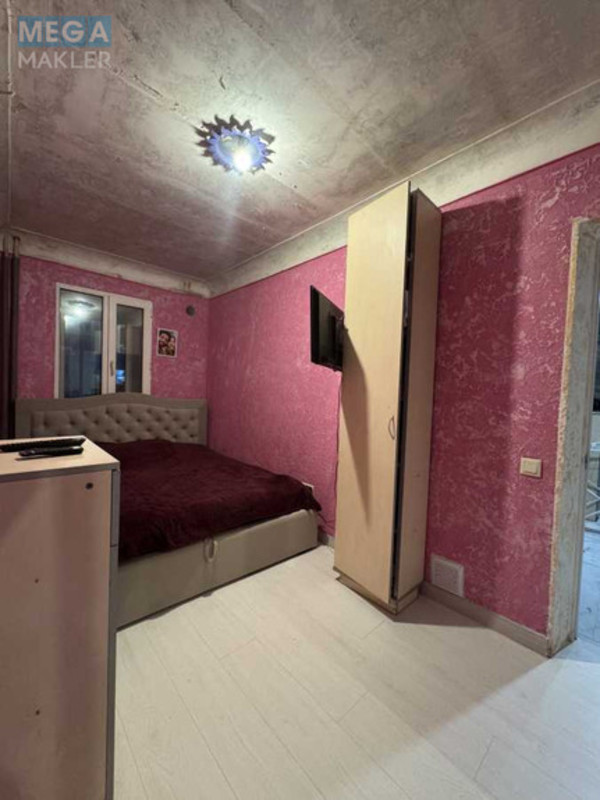 Продаж 3 кімнатної квартири (50,4/?/6,6), 1 пов. 3 пов. будинку, <a class="location-link" href="/kiev/" title="Недвижимость Київ">Київ</a>, <a class="location-link" href="/kiev/podolskij/" title="Недвижимость Подільський район">Подільський р-н</a>, Вітряні Гори вул. (изображение 6)
