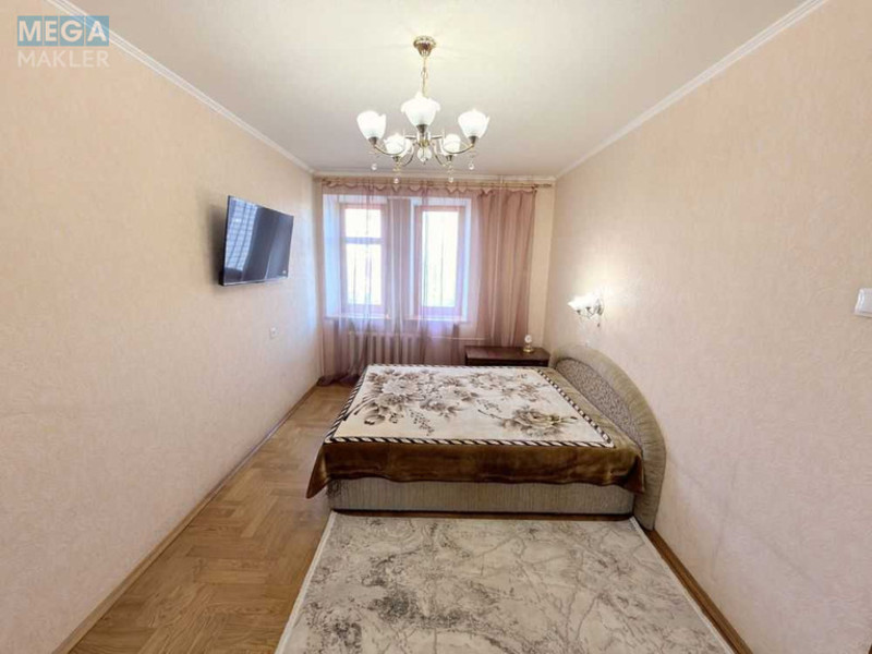 Оренда 2 кімнатної квартири, <a class="location-link" href="/kiev/" title="Недвижимость Київ">Київ</a>, <a class="location-link" href="/kiev/podolskij/" title="Недвижимость Подільський район">Подільський р-н</a>, Межигорская ул., 43 (изображение 3)