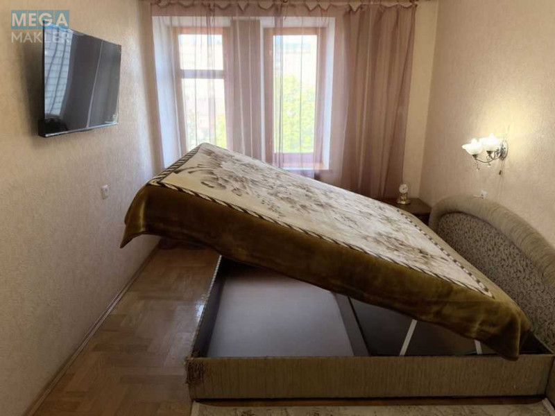 Оренда 2 кімнатної квартири, <a class="location-link" href="/kiev/" title="Недвижимость Київ">Київ</a>, <a class="location-link" href="/kiev/podolskij/" title="Недвижимость Подільський район">Подільський р-н</a>, Межигорская ул., 43 (изображение 4)
