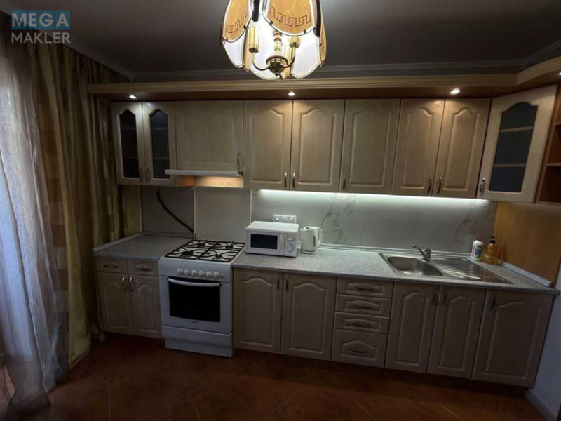 Оренда 2 кімнатної квартири, <a class="location-link" href="/kiev/" title="Недвижимость Київ">Київ</a>, <a class="location-link" href="/kiev/podolskij/" title="Недвижимость Подільський район">Подільський р-н</a>, Межигорская ул., 43 (изображение 9)