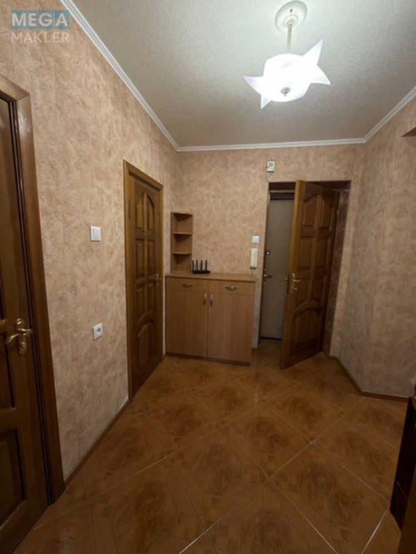 Оренда 2 кімнатної квартири, <a class="location-link" href="/kiev/" title="Недвижимость Київ">Київ</a>, <a class="location-link" href="/kiev/podolskij/" title="Недвижимость Подільський район">Подільський р-н</a>, Межигорская ул., 43 (изображение 22)