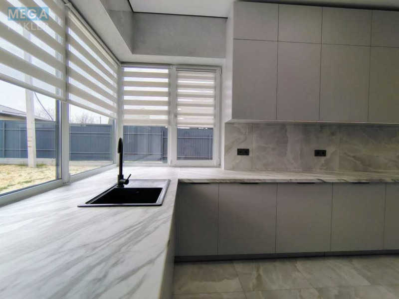 Продаж дома, 1&nbsp; поверх, 130&nbsp;кв.м, 4&nbsp;кімнати, ділянка 7,50&nbsp;соток, <a class="location-link" href="/putrovka/" title="Недвижимость Путрівка">Путрівка</a>, Кривова (изображение 5)