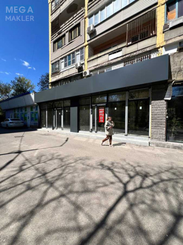 Оренда комерційної нерухомості, 127&nbsp;кв.м, под магазин, <a class="location-link" href="/kiev/" title="Недвижимость Київ">Київ</a>, <a class="location-link" href="/kiev/goloseevskij/" title="Недвижимость Голосіївський район">Голосіївський р-н</a>, Голосіївський просп., 108 (изображение 6)