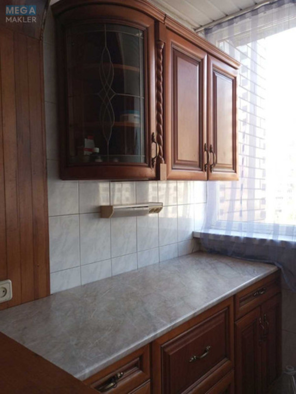 Оренда 2 кімнатної квартири, <a class="location-link" href="/kiev/" title="Недвижимость Київ">Київ</a>, <a class="location-link" href="/kiev/goloseevskij/" title="Недвижимость Голосіївський район">Голосіївський р-н</a>, Владимира Антоновича ул., 102 (изображение 5)