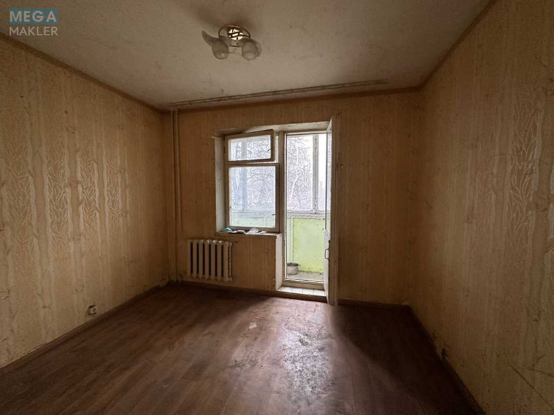 Продаж 3 кімнатної квартири (68/42/8), 1 пов. 9 пов. будинку, <a class="location-link" href="/kiev/" title="Недвижимость Київ">Київ</a>, <a class="location-link" href="/kiev/svyatoshinskij/" title="Недвижимость Святошинський район">Святошинський р-н</a>, Академіка Корольова просп., 4 (изображение 10)