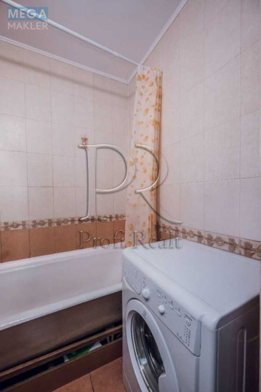 Продаж 2 кімнатної квартири (53/30/8), 10 пов. 12 пов. будинку, <a class="location-link" href="/kiev/" title="Недвижимость Київ">Київ</a>, <a class="location-link" href="/kiev/solomenskij/" title="Недвижимость Солом'янський район">Солом'янський р-н</a>, Вадима Гетьмана вул., 46А (изображение 16)