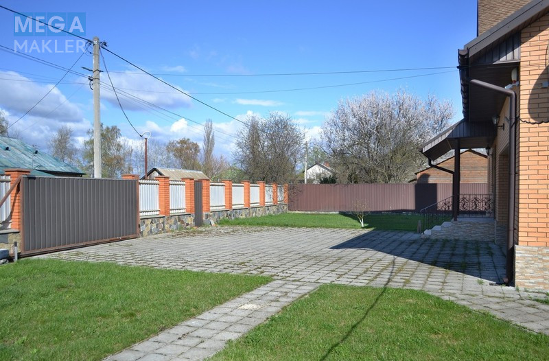 Продаж дома, 2&nbsp;поверху, 217&nbsp;кв.м, 5&nbsp;кімнат, свіжий ремонт, ділянка 22&nbsp;сотки, <a class="location-link" href="/dudarkov/" title="Недвижимость Дударків">Дударків</a>, Горького (изображение 5)