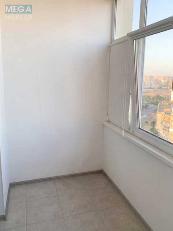Продаж 1 кімнатної квартири (38/17/7,5), 22 пов. 25 пов. будинку, <a class="location-link" href="/kiev/" title="Недвижимость Київ">Київ</a>, <a class="location-link" href="/kiev/darnickij/" title="Недвижимость Дарницький район">Дарницький р-н</a>, Михайла Драгоманова вул., 40з (изображение 4)