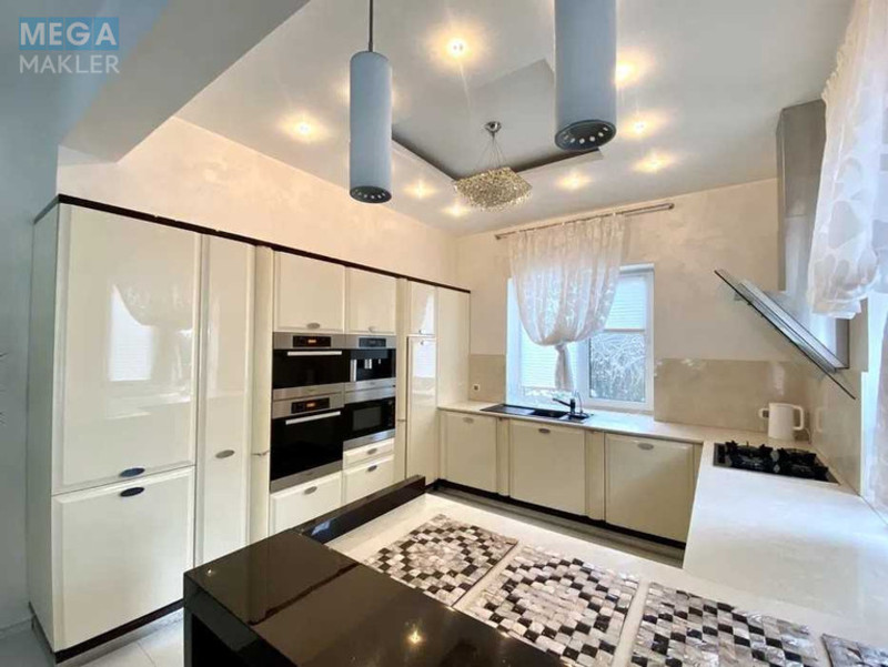Продаж дома, 2&nbsp;поверху, 500&nbsp;кв.м, 5&nbsp;кімнат, ділянка 12&nbsp;соток, <a class="location-link" href="/stoyanka/" title="Недвижимость Стоянка">Стоянка</a>, Озерная, 5 (изображение 18)