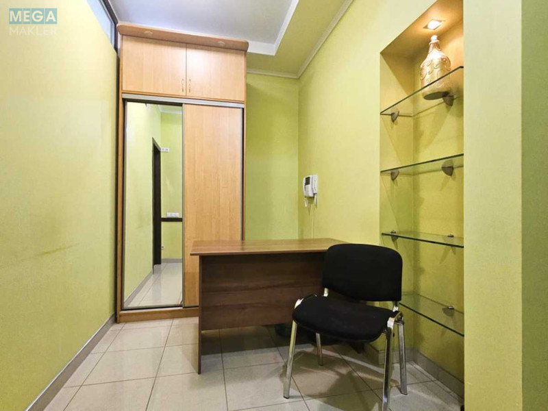 Оренда комерційної нерухомості, 45&nbsp;кв.м, под офис, <a class="location-link" href="/kiev/" title="Недвижимость Київ">Київ</a>, <a class="location-link" href="/kiev/shevchenkovskij/" title="Недвижимость Шевченківський район">Шевченківський р-н</a>, Богдана Хмельницького вул., 68 (изображение 13)