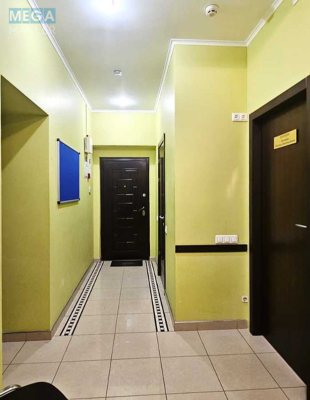 Оренда комерційної нерухомості, 45&nbsp;кв.м, под офис, <a class="location-link" href="/kiev/" title="Недвижимость Київ">Київ</a>, <a class="location-link" href="/kiev/shevchenkovskij/" title="Недвижимость Шевченківський район">Шевченківський р-н</a>, Богдана Хмельницького вул., 68 (изображение 16)