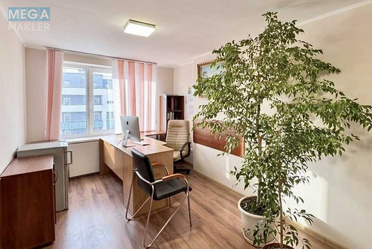 Продаж комерційної нерухомості, 247&nbsp;кв.м, под офис, <a class="location-link" href="/kiev/" title="Недвижимость Київ">Київ</a>, <a class="location-link" href="/kiev/obolonskij/" title="Недвижимость Оболонський район">Оболонський р-н</a>, Оболонський просп., 1 (изображение 5)