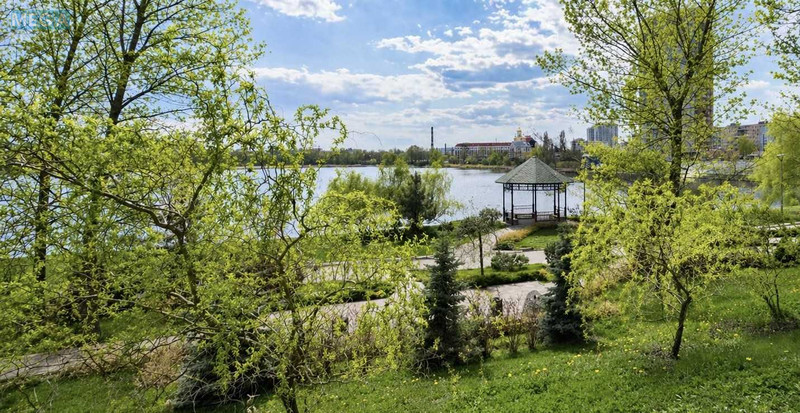Продаж окремої будівлі/побудови, 90&nbsp;кв.м, <a class="location-link" href="/kiev/" title="Недвижимость Київ">Київ</a>, <a class="location-link" href="/kiev/obolonskij/" title="Недвижимость Оболонський район">Оболонський р-н</a>, Оболонський просп., 1 (изображение 2)