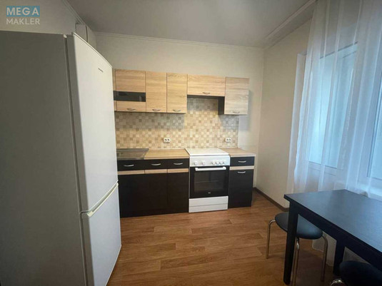 Оренда 1 кімнатної квартири, <a class="location-link" href="/kiev/" title="Недвижимость Київ">Київ</a>, <a class="location-link" href="/kiev/darnickij/" title="Недвижимость Дарницький район">Дарницький р-н</a>, Софьи Русовой ул., 7 (изображение 4)