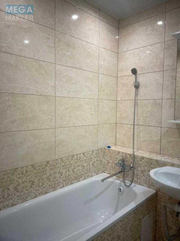 Оренда 1 кімнатної квартири, <a class="location-link" href="/kiev/" title="Недвижимость Київ">Київ</a>, <a class="location-link" href="/kiev/darnickij/" title="Недвижимость Дарницький район">Дарницький р-н</a>, Софьи Русовой ул., 7 (изображение 10)