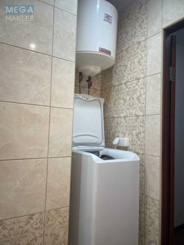 Оренда 1 кімнатної квартири, <a class="location-link" href="/kiev/" title="Недвижимость Київ">Київ</a>, <a class="location-link" href="/kiev/darnickij/" title="Недвижимость Дарницький район">Дарницький р-н</a>, Софьи Русовой ул., 7 (изображение 11)