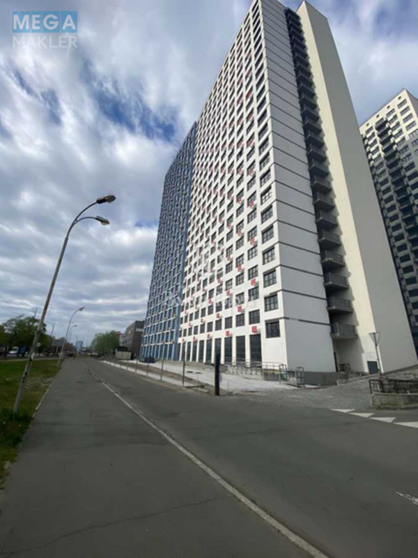 Продаж 1 кімнатної квартири (35/11/16), 1 пов. 25 пов. будинку, <a class="location-link" href="/kiev/" title="Недвижимость Київ">Київ</a>, <a class="location-link" href="/kiev/desnyanskij/" title="Недвижимость Деснянський район">Деснянський р-н</a>, Крайня вул., 1 (изображение 2)