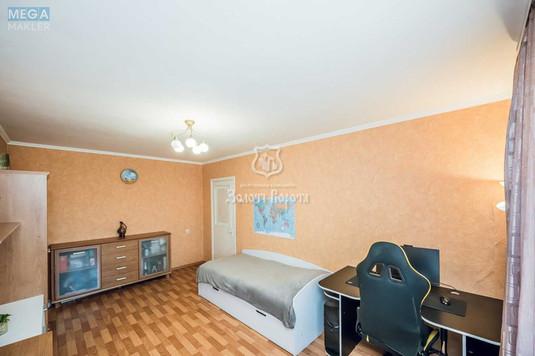 Продаж 3 кімнатної квартири (74/40/9,5), 3 пов. 17 пов. будинку, <a class="location-link" href="/kiev/" title="Недвижимость Київ">Київ</a>, <a class="location-link" href="/kiev/darnickij/" title="Недвижимость Дарницький район">Дарницький р-н</a>, Харківське шосе, 49 (изображение 4)