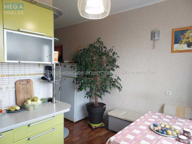 Продаж 3 кімнатної квартири (66/40/8), 9 пов. 16 пов. будинку, <a class="location-link" href="/kharkov/" title="Недвижимость Харків">Харків</a>, <a class="location-link" href="/kharkov/moskovskij/" title="Недвижимость Московський район">Московський р-н</a>, Тракторостроителей просп. (изображение 4)