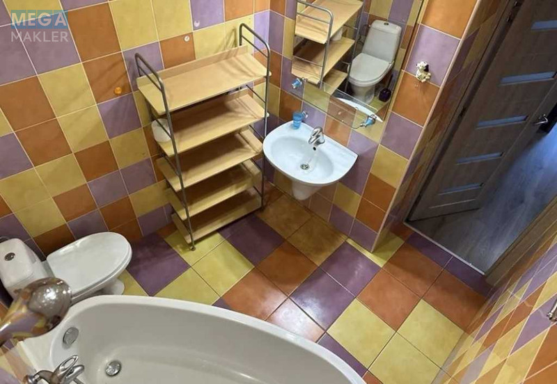 Продаж 3 кімнатної квартири (95/59/23), 4 пов. 4 пов. будинку, <a class="location-link" href="/dnepropetrovsk/" title="Недвижимость Дніпра">Дніпро</a>, пр. Дмитра Яворницького, 72а (изображение 17)