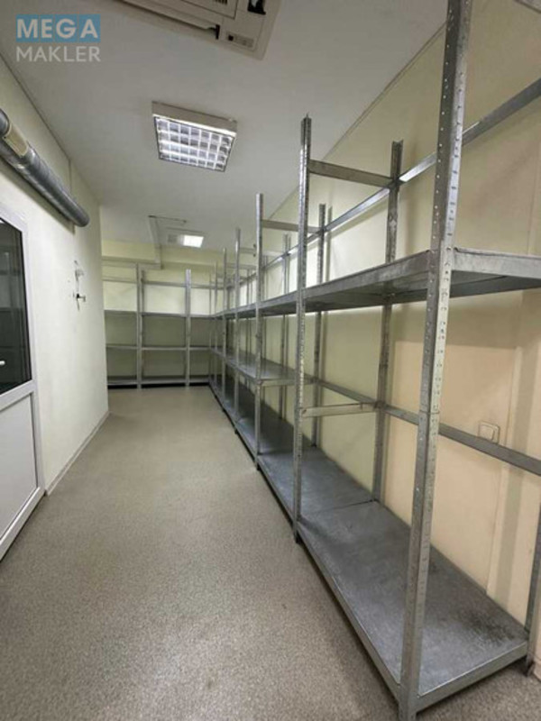 Продаж комерційної нерухомості, 320&nbsp;кв.м, под склад, <a class="location-link" href="/kiev/" title="Недвижимость Київ">Київ</a>, <a class="location-link" href="/kiev/obolonskij/" title="Недвижимость Оболонський район">Оболонський р-н</a>, Приречная ул. (изображение 6)