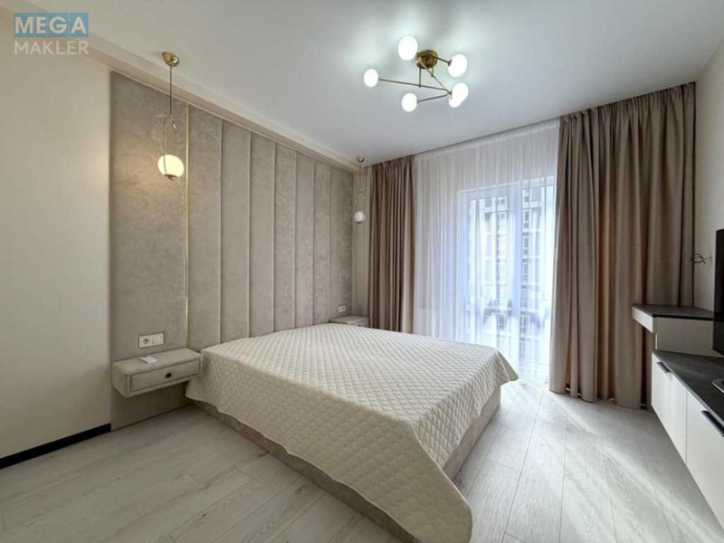 Новобудова, 21 поверхів, <a class="location-link" href="/kiev/" title="Недвижимость Київ">Київ</a>, <a class="location-link" href="/kiev/goloseevskij/" title="Недвижимость Голосіївський район">Голосіївський р-н</a>, Михайла Максимовича вул., 26Д (изображение 4)