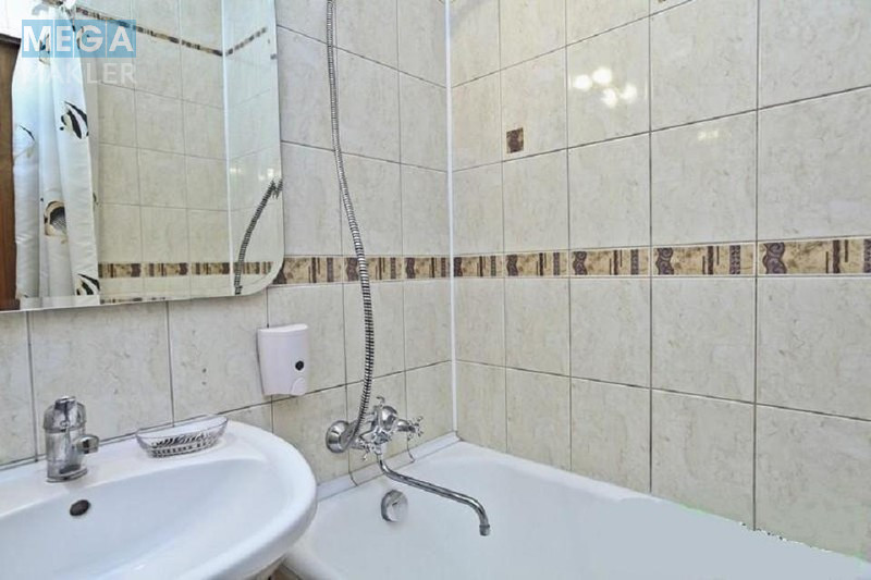 Оренда 1 кімнатної квартири, стандарт, <a class="location-link" href="/nikolaev/" title="Недвижимость Миколаїв">Миколаїв</a>, <a class="location-link" href="/nikolaev/centralnyj/" title="Недвижимость Центрульний район">Центрульний р-н</a>, Дзержинского 26 (изображение 3)