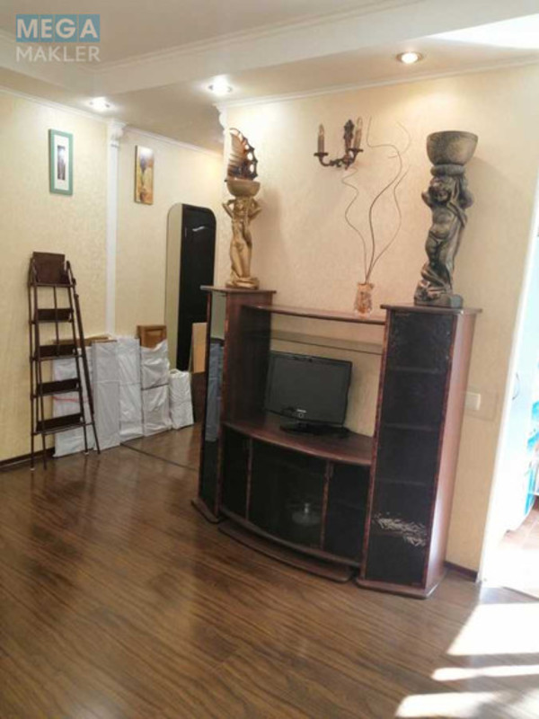 Оренда 1 кімнатної квартири, <a class="location-link" href="/kiev/" title="Недвижимость Київ">Київ</a>, <a class="location-link" href="/kiev/dneprovskij/" title="Недвижимость Дніпровський район">Дніпровський р-н</a>, Миропольская ул., 31а (изображение 6)