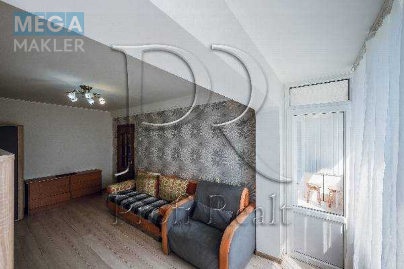 Продаж 1 кімнатної квартири (32/19/5), 6 пов. 9 пов. будинку, <a class="location-link" href="/kiev/" title="Недвижимость Київ">Київ</a>, <a class="location-link" href="/kiev/shevchenkovskij/" title="Недвижимость Шевченківський район">Шевченківський р-н</a>, Парково-Сирецька вулиця, 21 (изображение 4)
