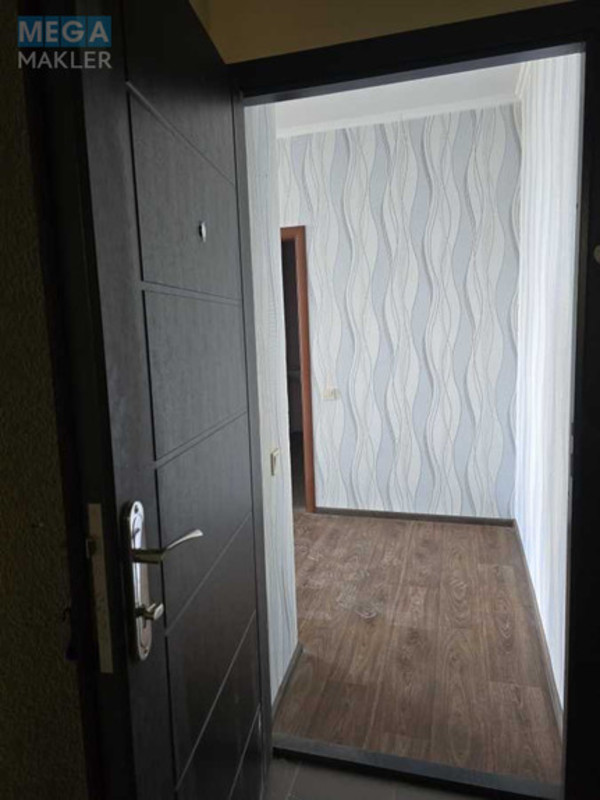 Продаж 1 кімнатної квартири (40/16/13), 19 пов. 25 пов. будинку, <a class="location-link" href="/kiev/" title="Недвижимость Київ">Київ</a>, <a class="location-link" href="/kiev/goloseevskij/" title="Недвижимость Голосіївський район">Голосіївський р-н</a>, Майкопская ул., 5 (изображение 9)