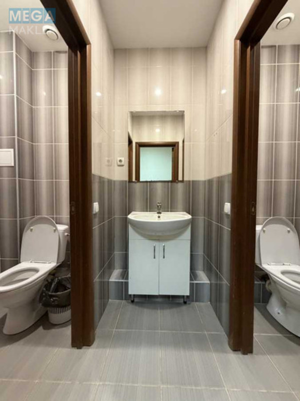 Оренда комерційної нерухомості, 117,60&nbsp;кв.м, под офис, <a class="location-link" href="/kiev/" title="Недвижимость Київ">Київ</a>, <a class="location-link" href="/kiev/podolskij/" title="Недвижимость Подільський район">Подільський р-н</a>, Нижний Вал ул., 15 (изображение 8)