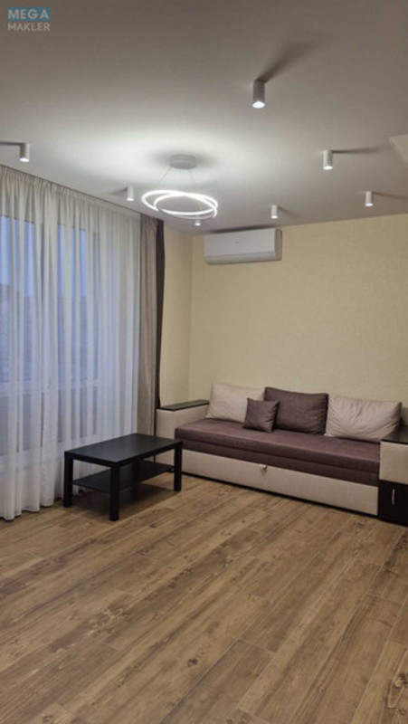 Продаж 3 кімнатної квартири (105/?/15), 8 пов. 9 пов. будинку, <a class="location-link" href="/kiev/" title="Недвижимость Київ">Київ</a>, <a class="location-link" href="/kiev/goloseevskij/" title="Недвижимость Голосіївський район">Голосіївський р-н</a>, Метрологічна вул., 10б (изображение 4)