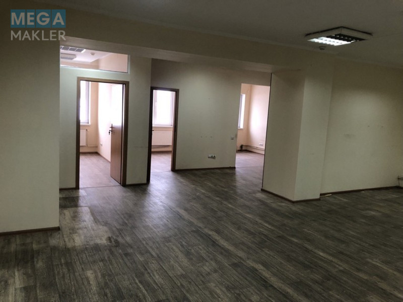 Оренда комплексу будівель та споруд, под офис, нормальне сост., <a class="location-link" href="/kiev/" title="Недвижимость Київ">Київ</a>, <a class="location-link" href="/kiev/goloseevskij/" title="Недвижимость Голосіївський район">Голосіївський р-н</a>, Пирогівський шлях, 34 ( <img src="https://megamakler.com.ua/metro/00ff00.gif" alt="" class="metro" /> м. Выдубичи, 15 ) (изображение 10)