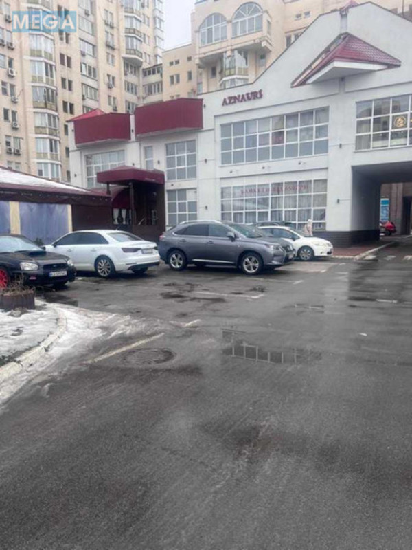 Продаж комерційної нерухомості, 500&nbsp;кв.м, <a class="location-link" href="/kiev/" title="Недвижимость Київ">Київ</a>, <a class="location-link" href="/kiev/obolonskij/" title="Недвижимость Оболонський район">Оболонський р-н</a>, Маршала Тимошенка вул., 29 (изображение 5)
