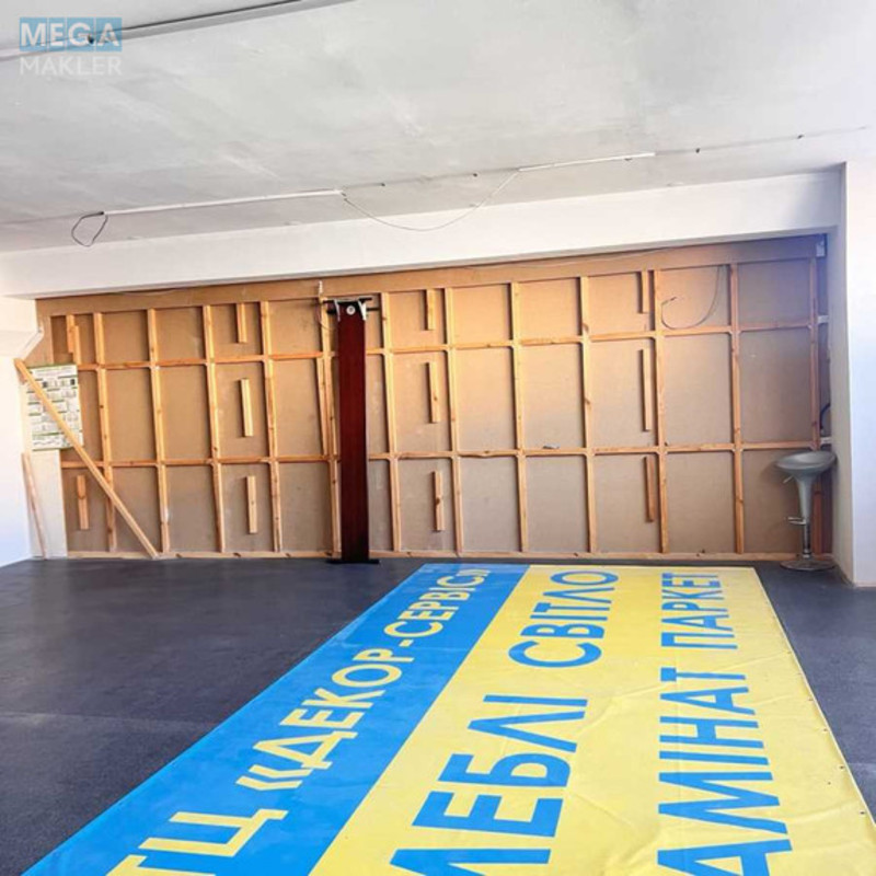 Оренда окремої будівлі/побудови, 248&nbsp;кв.м, <a class="location-link" href="/kiev/" title="Недвижимость Київ">Київ</a>, <a class="location-link" href="/kiev/obolonskij/" title="Недвижимость Оболонський район">Оболонський р-н</a>, Степана Бандери просп., 8 (изображение 10)