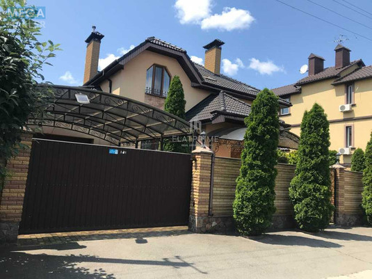Продаж дома, 2&nbsp;поверху, 265&nbsp;кв.м, 5&nbsp;кімнат, ділянка 7&nbsp;соток, <a class="location-link" href="/petropavlovskaya-borshagovka/" title="Недвижимость Петропавлівська Борщагівка">Петропавлівська Борщагівка</a>, Лісова (изображение 2)