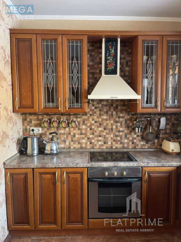 Оренда дома, <a class="location-link" href="/kiev/" title="Недвижимость Київ">Київ</a>, <a class="location-link" href="/kiev/podolskij/" title="Недвижимость Подільський район">Подільський р-н</a>, Синеозерная ул. (изображение 9)
