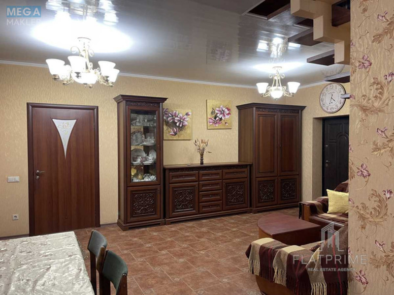Оренда дома, <a class="location-link" href="/kiev/" title="Недвижимость Київ">Київ</a>, <a class="location-link" href="/kiev/podolskij/" title="Недвижимость Подільський район">Подільський р-н</a>, Синеозерная ул. (изображение 10)