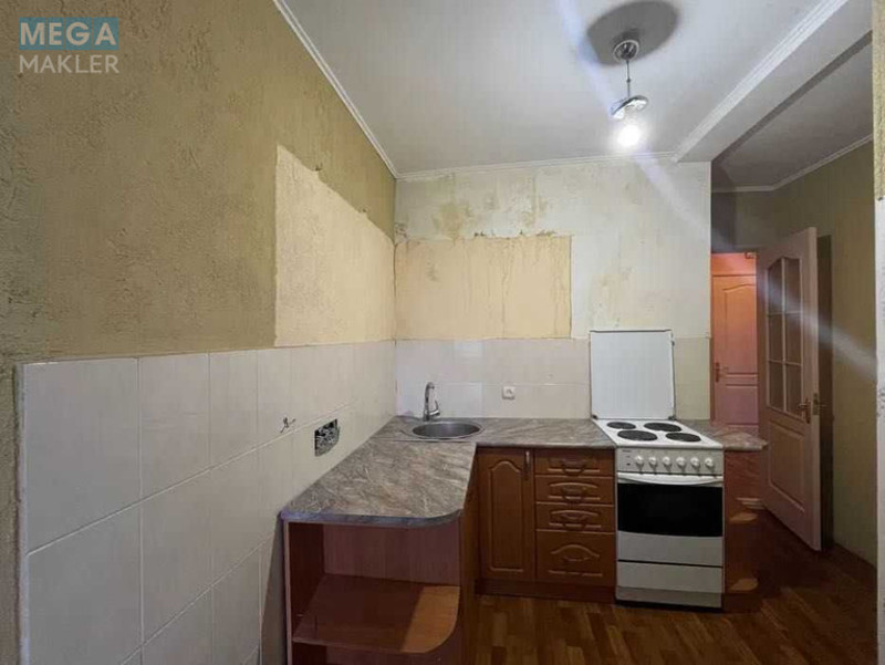 Продаж 2 кімнатної квартири (47,5/?/7,5), 6 пов. 9 пов. будинку, <a class="location-link" href="/kiev/" title="Недвижимость Київ">Київ</a>, <a class="location-link" href="/kiev/pecherskij/" title="Недвижимость Печерський район">Печерський р-н</a>, Менделеева ул., 12 (изображение 8)