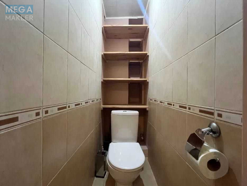 Продаж 2 кімнатної квартири (47,5/?/7,5), 6 пов. 9 пов. будинку, <a class="location-link" href="/kiev/" title="Недвижимость Київ">Київ</a>, <a class="location-link" href="/kiev/pecherskij/" title="Недвижимость Печерський район">Печерський р-н</a>, Менделеева ул., 12 (изображение 12)