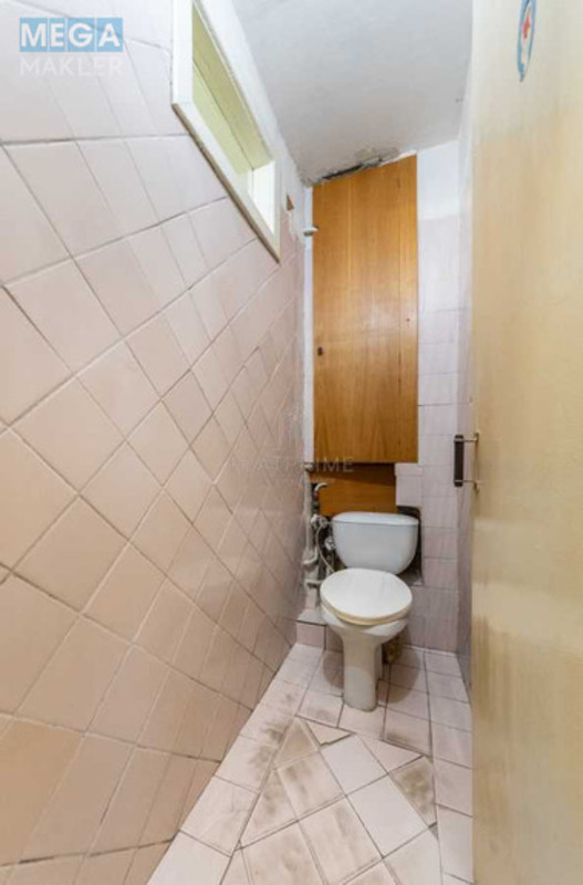 Продаж 3 кімнатної квартири (70/40/8), 4 пов. 5 пов. будинку, <a class="location-link" href="/kiev/" title="Недвижимость Київ">Київ</a>, <a class="location-link" href="/kiev/shevchenkovskij/" title="Недвижимость Шевченківський район">Шевченківський р-н</a>, Уссурійська вул., 6 (изображение 8)
