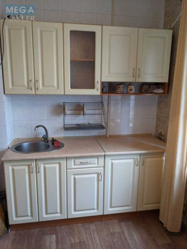 Оренда 1 кімнатної квартири, <a class="location-link" href="/odessa/" title="Недвижимость Одеса">Одеса</a>, <a class="location-link" href="/odessa/kievskij/" title="Недвижимость Київський район">Київський р-н</a>, Семьи Глодан, 9 (изображение 8)