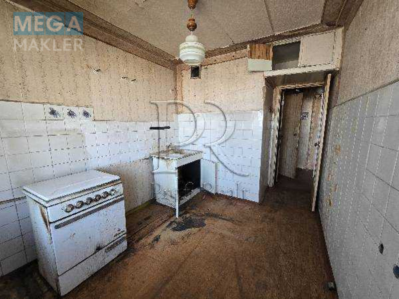 Продаж 1 кімнатної квартири (33/17/8), 13 пов. 14 пов. будинку, <a class="location-link" href="/kiev/" title="Недвижимость Київ">Київ</a>, <a class="location-link" href="/kiev/solomenskij/" title="Недвижимость Солом'янський район">Солом'янський р-н</a>, Чоколівський бульвар, 22 (изображение 6)