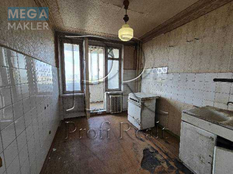 Продаж 1 кімнатної квартири (33/17/8), 13 пов. 14 пов. будинку, <a class="location-link" href="/kiev/" title="Недвижимость Київ">Київ</a>, <a class="location-link" href="/kiev/solomenskij/" title="Недвижимость Солом'янський район">Солом'янський р-н</a>, Чоколівський бульвар, 22 (изображение 10)