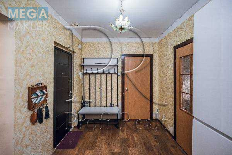 Продаж 3 кімнатної квартири (90/47/14), 10 пов. 16 пов. будинку, <a class="location-link" href="/kiev/" title="Недвижимость Київ">Київ</a>, <a class="location-link" href="/kiev/shevchenkovskij/" title="Недвижимость Шевченківський район">Шевченківський р-н</a>, Бакинська вулиця, 37Г (изображение 17)